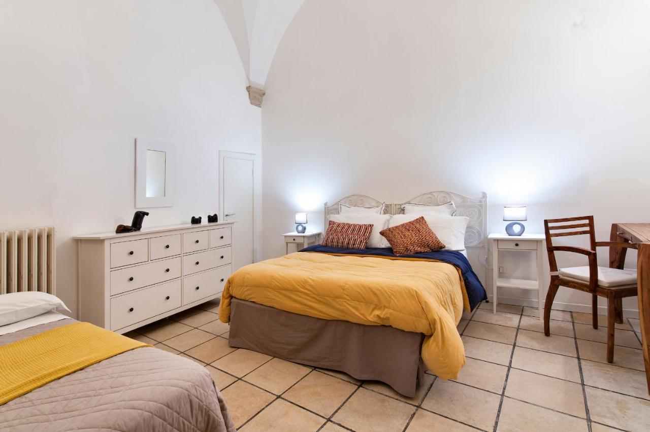 Xenia Old Town - Lecce Selection Villa Bagian luar foto