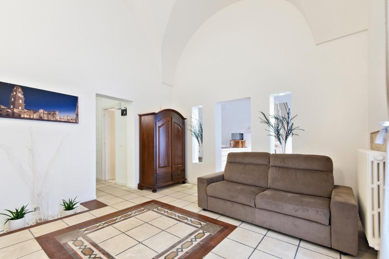 Xenia Old Town - Lecce Selection Villa Bagian luar foto